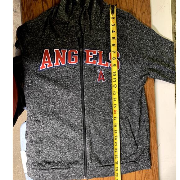 Antigua Angels Zipper Hoodie - Picture 3 of 5